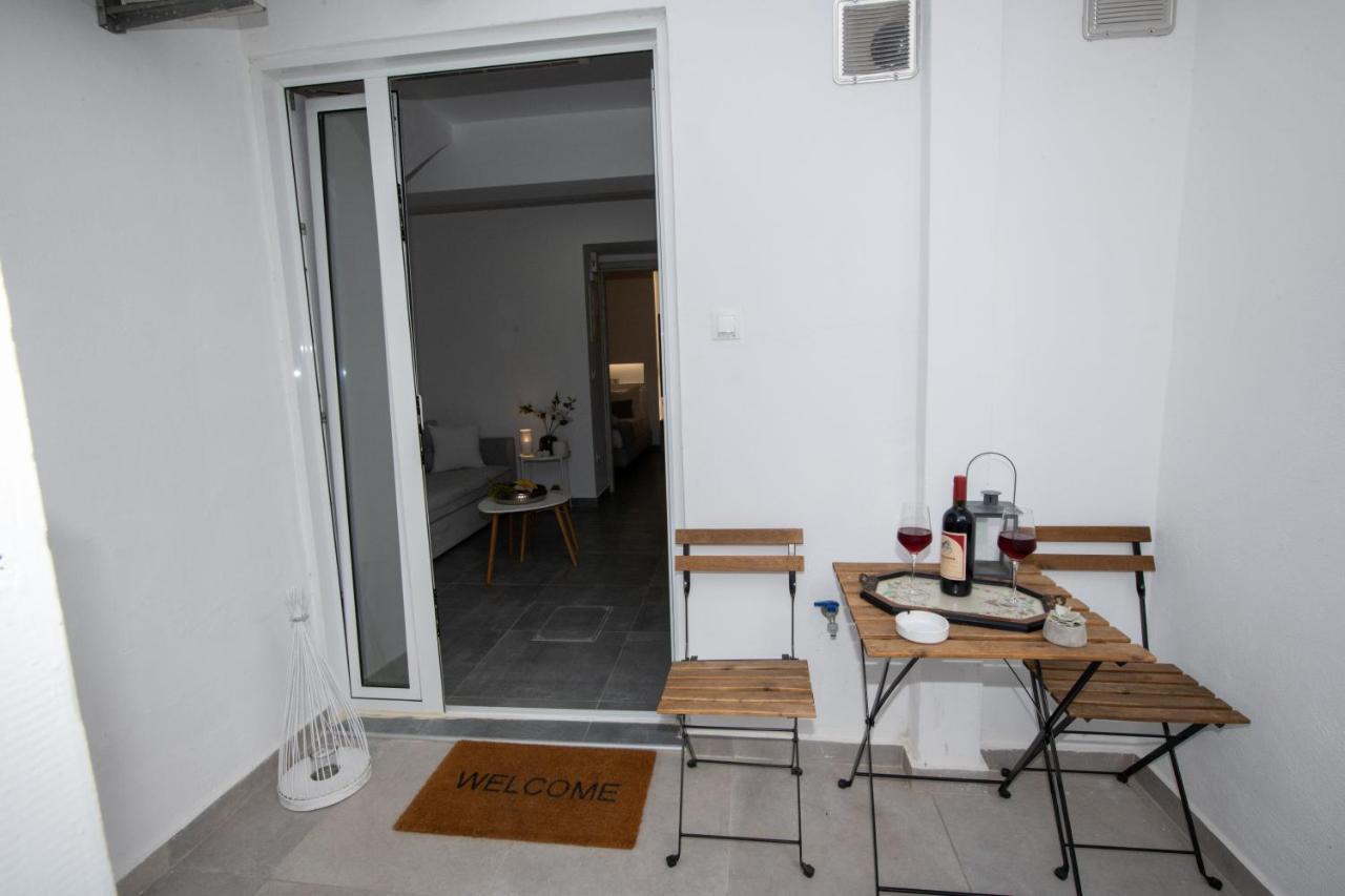 Sofia'S Apartment Kamári Buitenkant foto